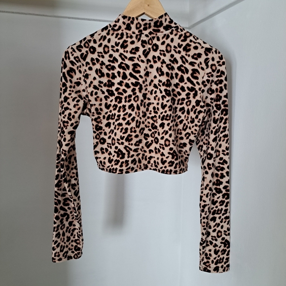 Sommer ray | cheetah print turtleneck womens crop top super soft - Picture 6 of 11